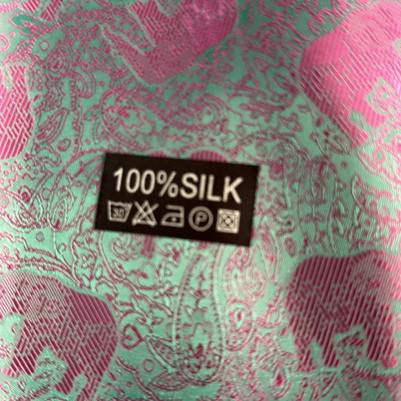 100% Silk Scarf - Picture 3 of 4